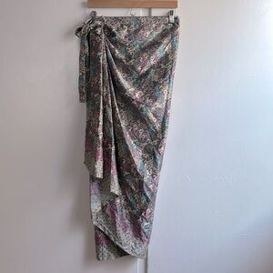 SILKY WRAP SKIRT